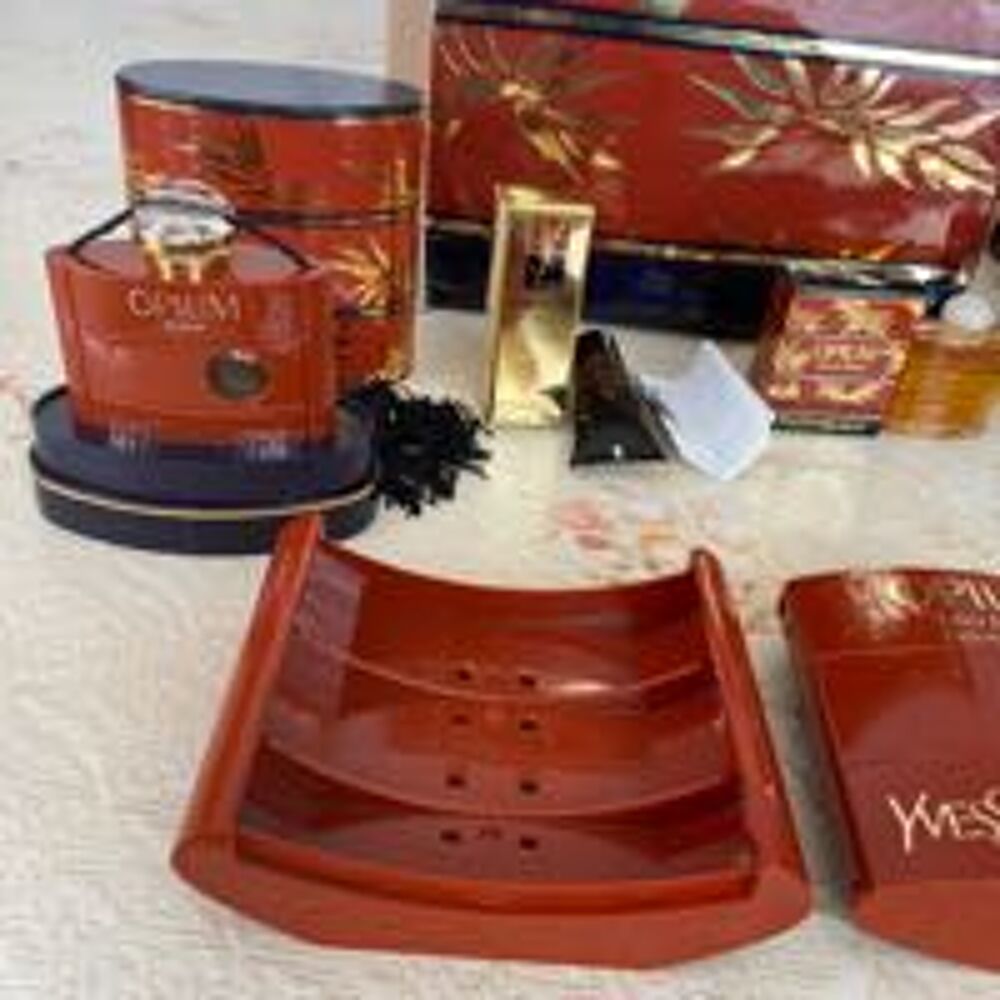 lot de miniature de parfum 