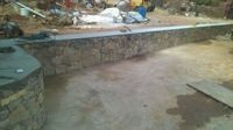   Ma�on tailleur de pierre  