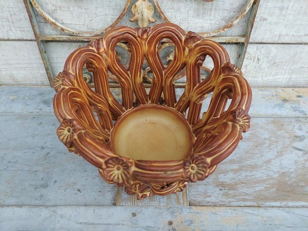 Cache Pot ou Corbeille C&eacute;ramique Ajour&eacute;e Fleurs Gr&egrave;s Décoration