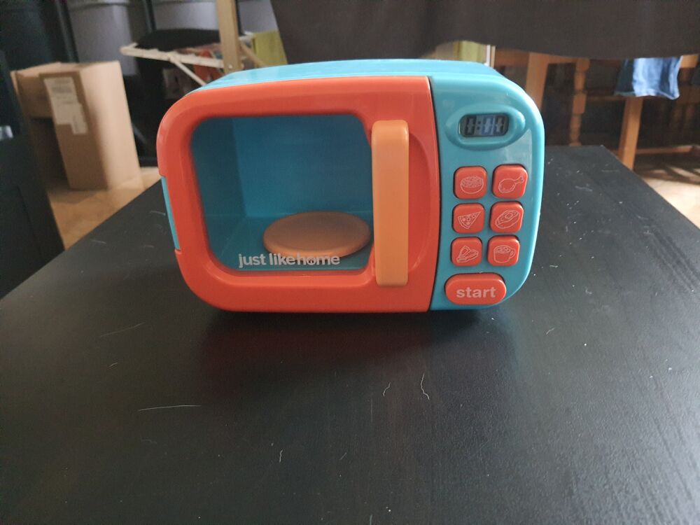 Four micro ondes dinette Jeux / jouets