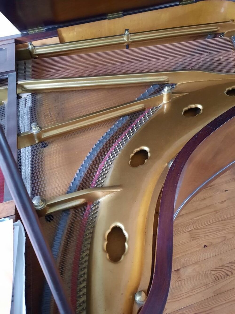 piano &agrave; queue cause d&eacute;m&eacute;nagement Instruments de musique