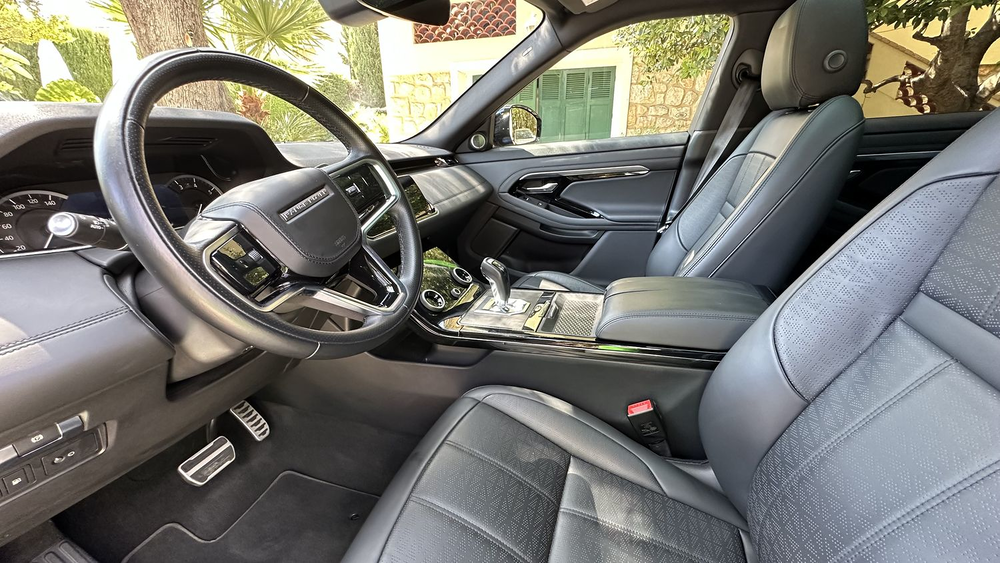 Range Rover Evoque Mark III P300e PHEV AWD BVA8 Bronze Collection 2023 occasion 06190 Roquebrune-Cap-Martin