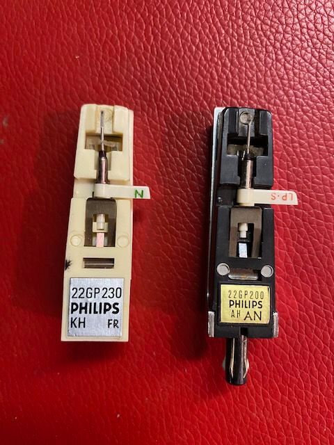 Cellule Porte Cellule Electrophone Philips 10 Nice (06)