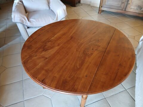 table base de salon 
40 Joigny (89)