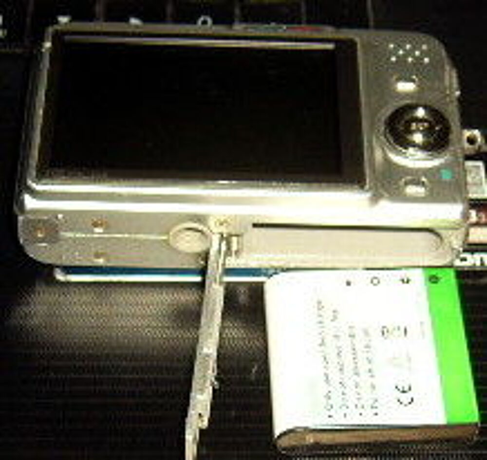 appareil photo num&eacute;rique Casdio BX-Z1050 gris argent&eacute; Photos/Video/TV