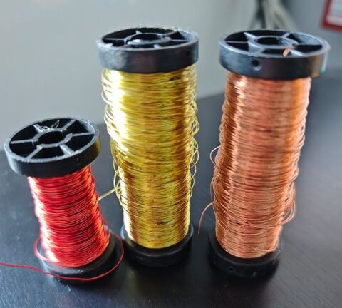 Bobines cuivre et laiton 0.5 mm et 0.3 mm (8 euros les 3) 8 Metz (57)