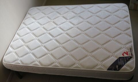 Matelas BULTEX + sommier cadre à lattes 175 Clermont-Ferrand (63)