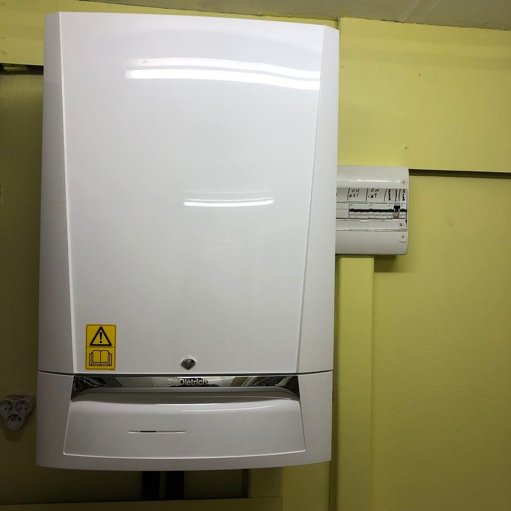 pompe &agrave; chaleur air/eau Dedietrich. 27kw Electrom�nager