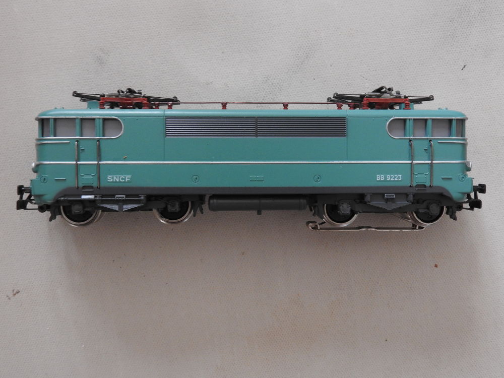 Echelle HO - M&auml;rklin Loco &eacute;lectrique BB 9223 SNCF r&eacute;f. 3038 