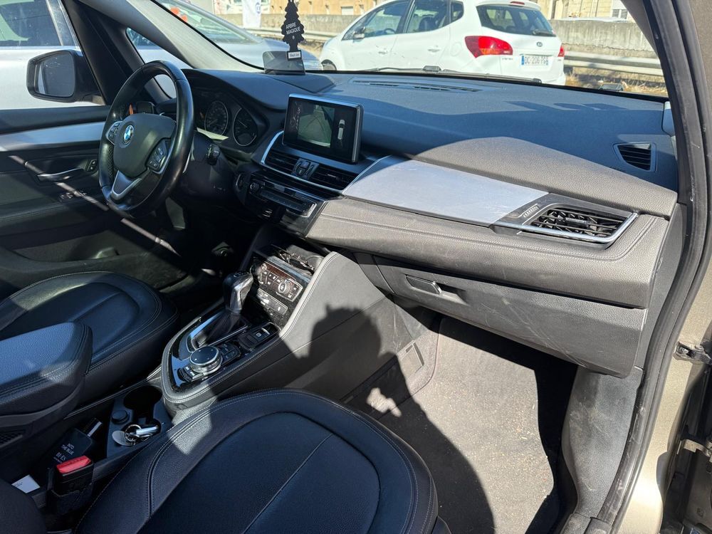 Serie 2 Active Tourer 218d 150 ch Luxury A 2014 occasion 33450 Montussan