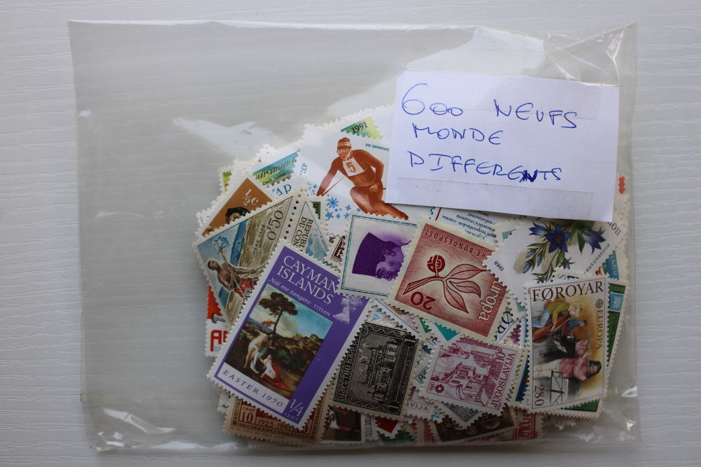 Monde 600 timbres neufs diff&eacute;rents 