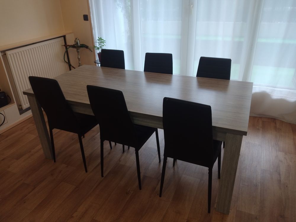 Salle &agrave; manger Meubles