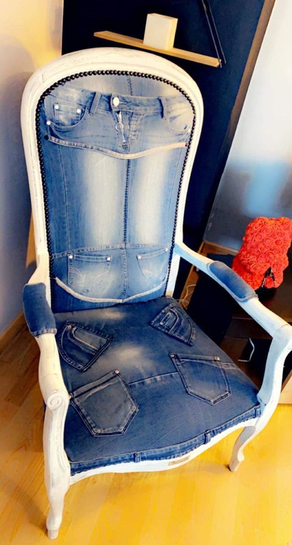Fauteuil Voltaire enti&egrave;rement r&eacute;nov&eacute; Meubles