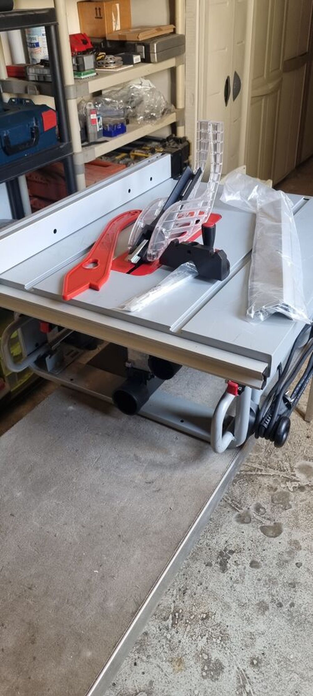 Scie sur table bosch pro gts 10j NEUVE Bricolage