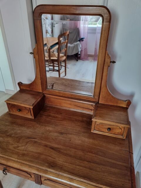 Coiffeuse 30 Angers (49)