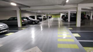  Parking / Garage à louer 12 m²