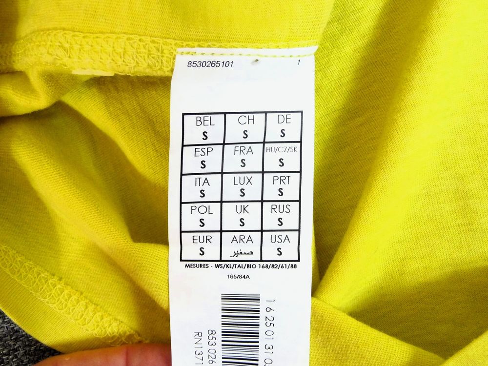 Top/ Tee Shirt/ D&eacute;bardeur Jaune sans manches- Promod Vêtements