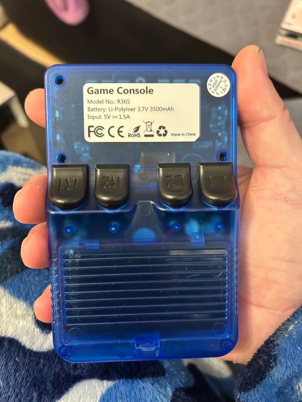 Console R&eacute;tro R36S/21000 jeux/128Go Consoles et jeux vidos