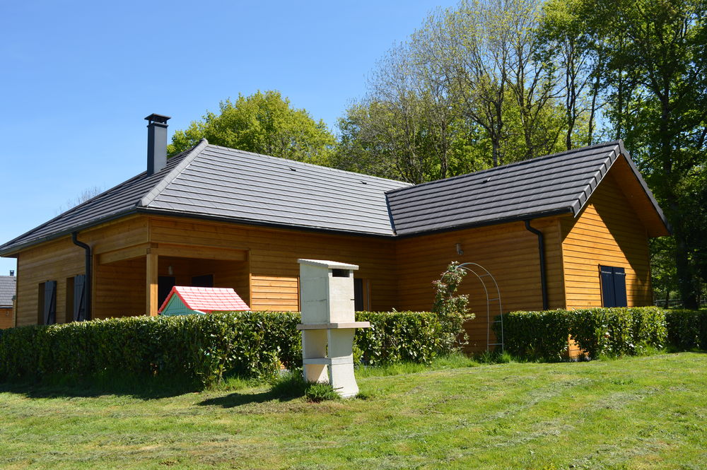   Grand chalet bois tout confort avec spa Vacances  / Offres de location 