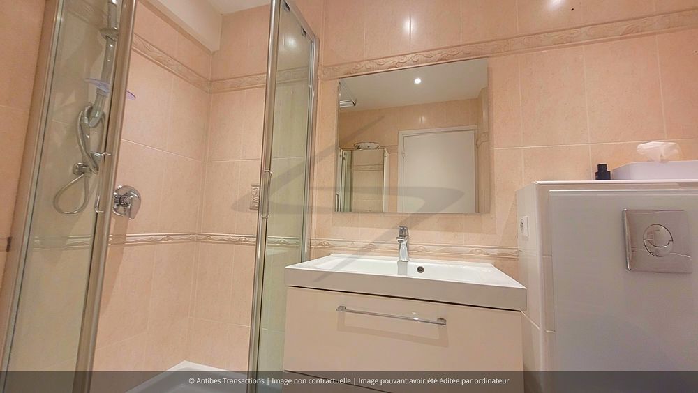  vendre  Appartement Juan Les Pins (06160)