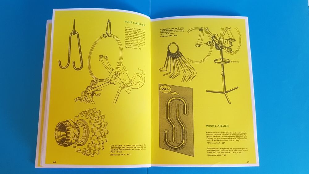 DANIEL REBOUR * LE PETIT LIVRE JAUNE Livres et BD