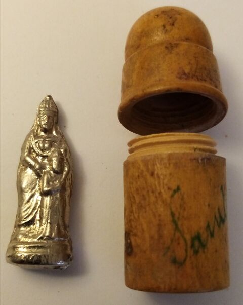 Rare et ancien reliquaire de voyage 55 Rennes (35)