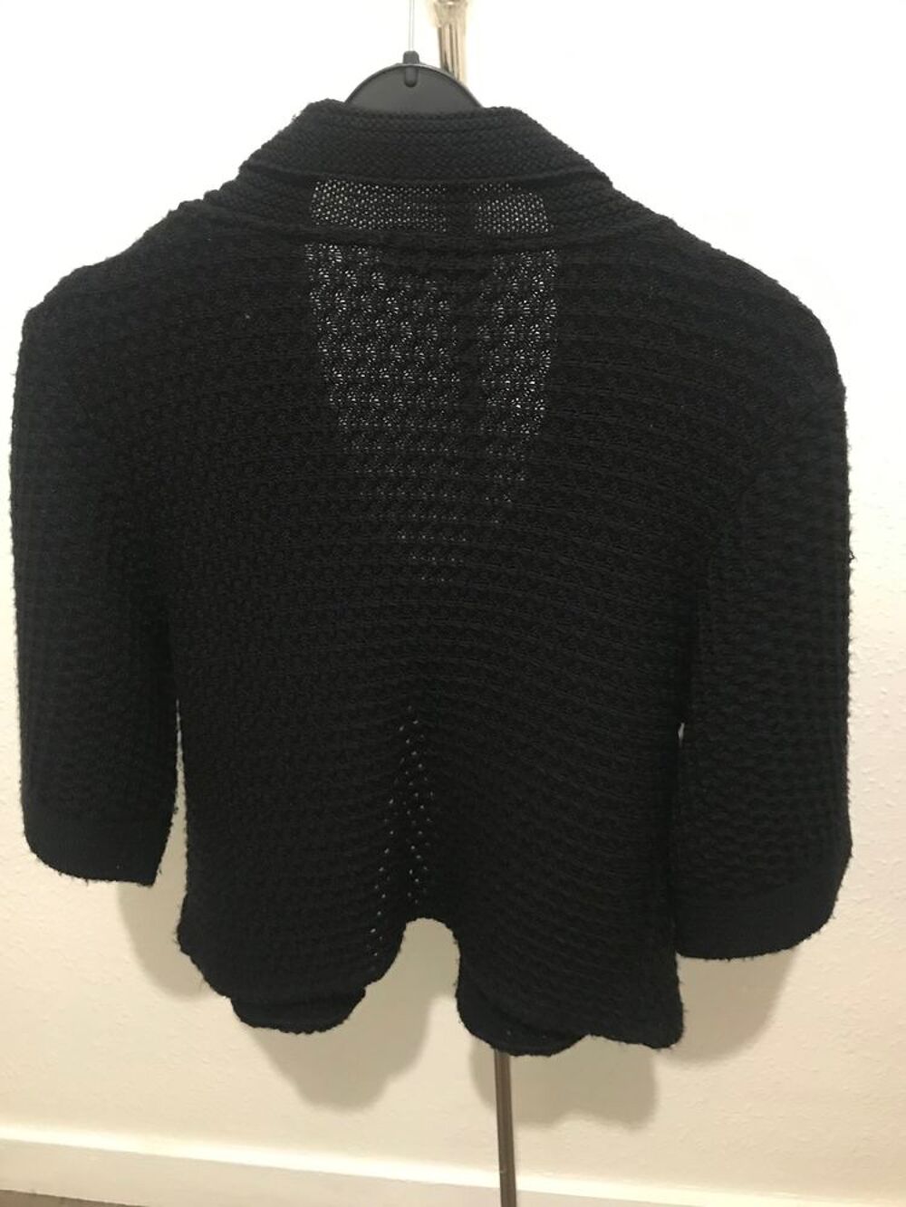 gilet noir Armand Thierry Chaussures