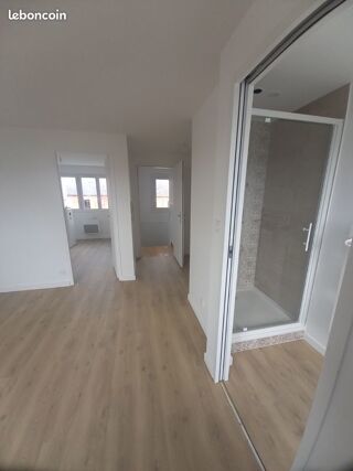  Appartement à louer 2 pièces 30 m²