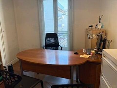 Bureau et fauteuil 80 Nice (06)