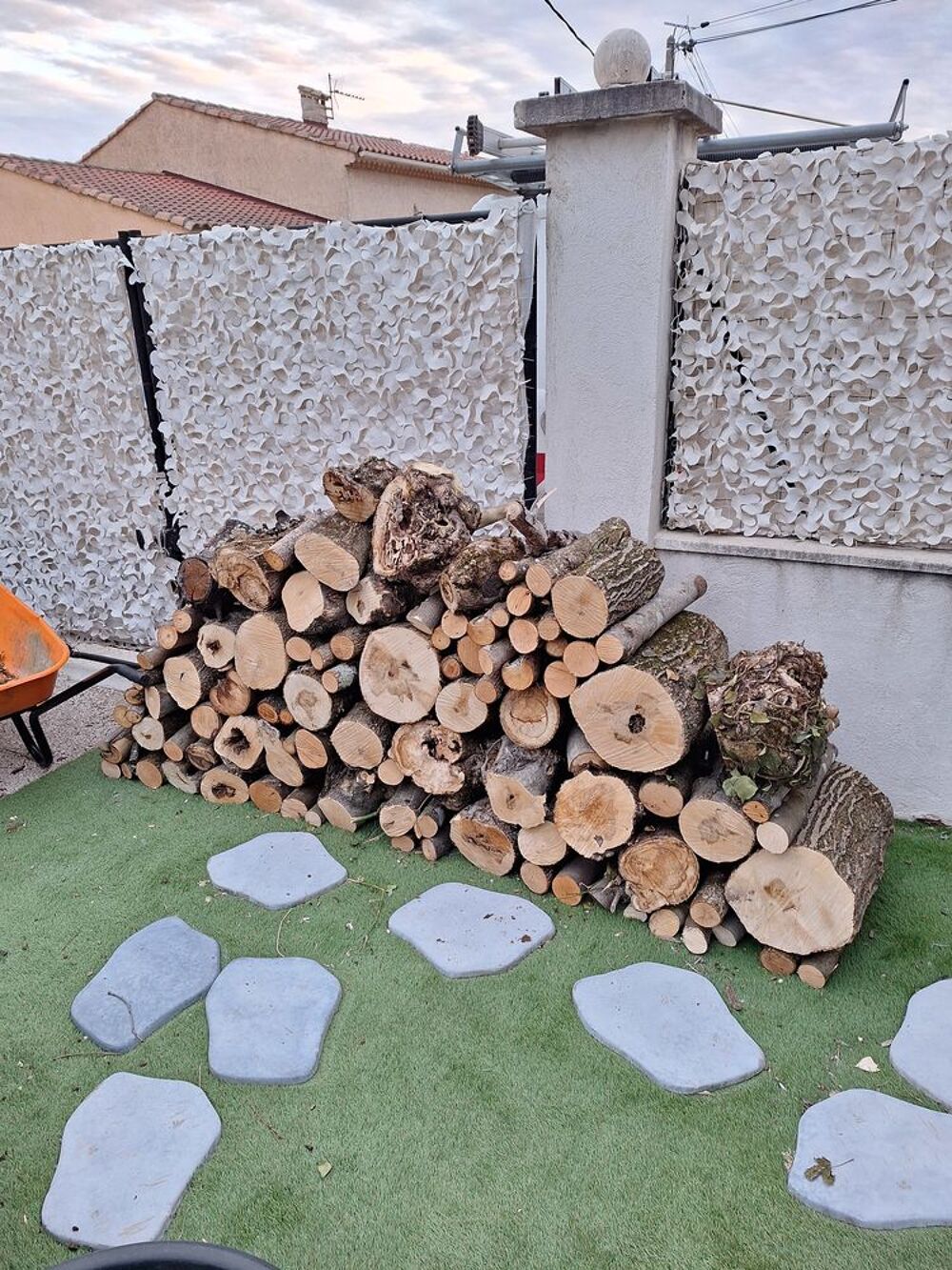 Bois de chauffage - 1 st&egrave;re - essences diverses - livr&eacute; chez Jardin