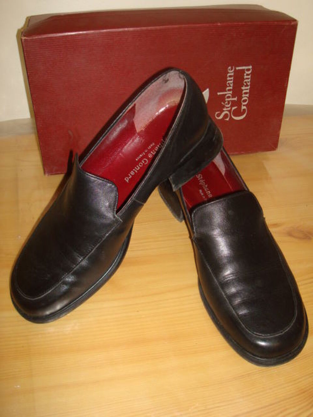 Mocassins noirs &quot;tout cuir&quot; Chaussures