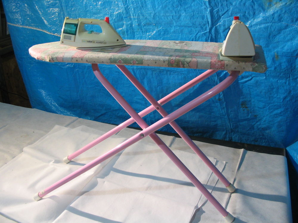 PLANCHE A REPASSER ET FERS POUR ENFANTS Jeux / jouets