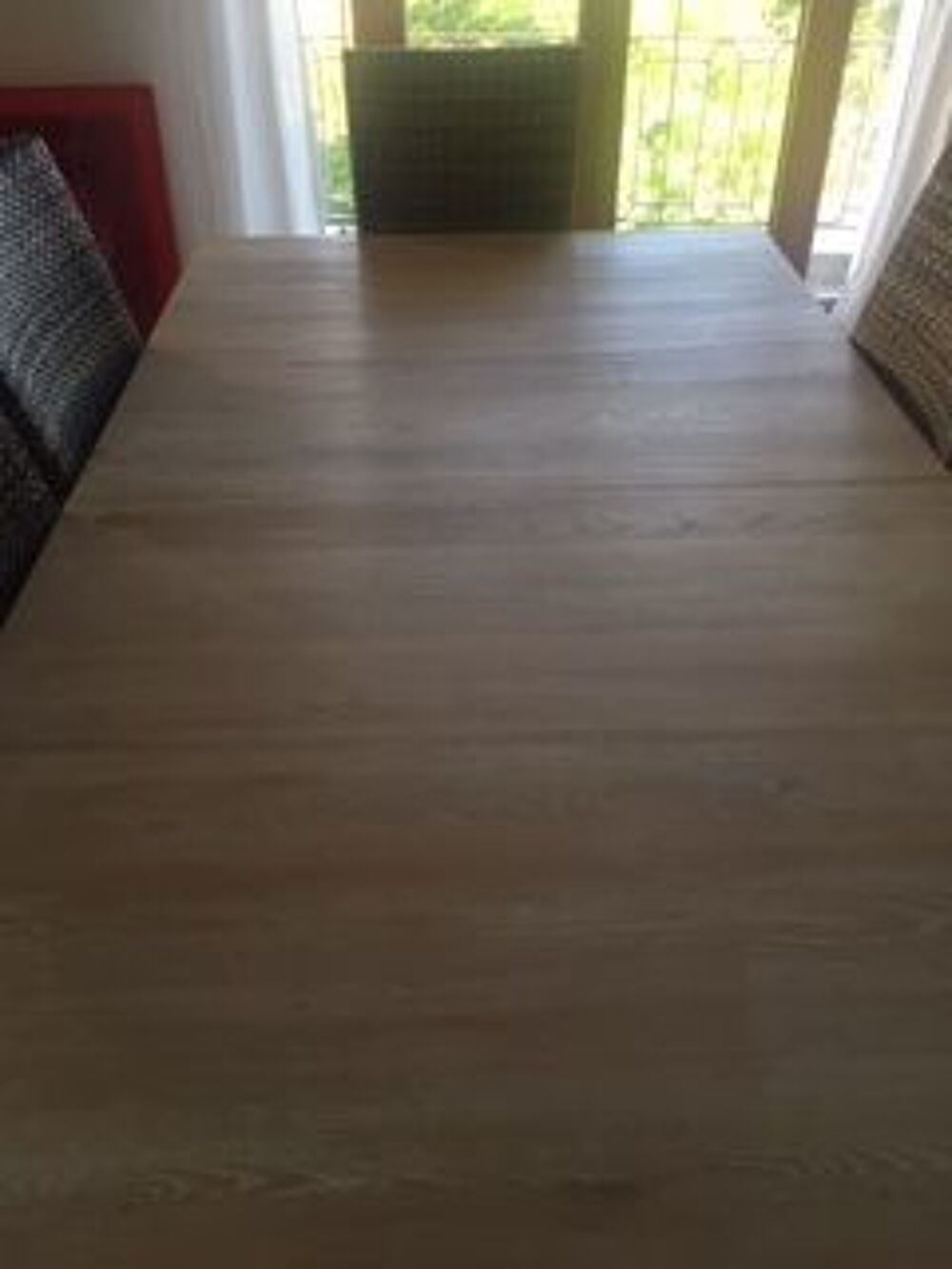 Table de salle &agrave; manger H et H en orme massif Meubles