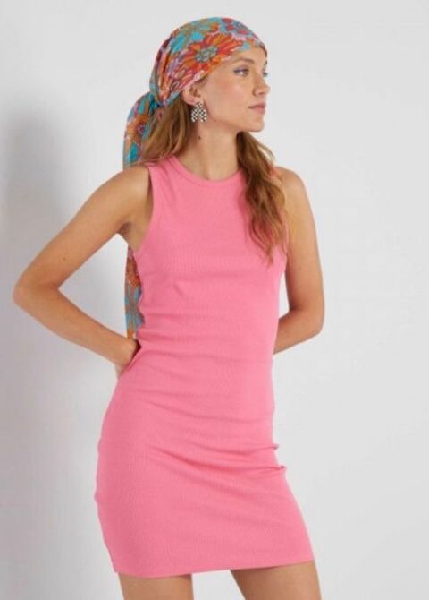 Robe en maille ctele en coton Kiabi (rose ou bleu) 5 Le Lamentin (97)