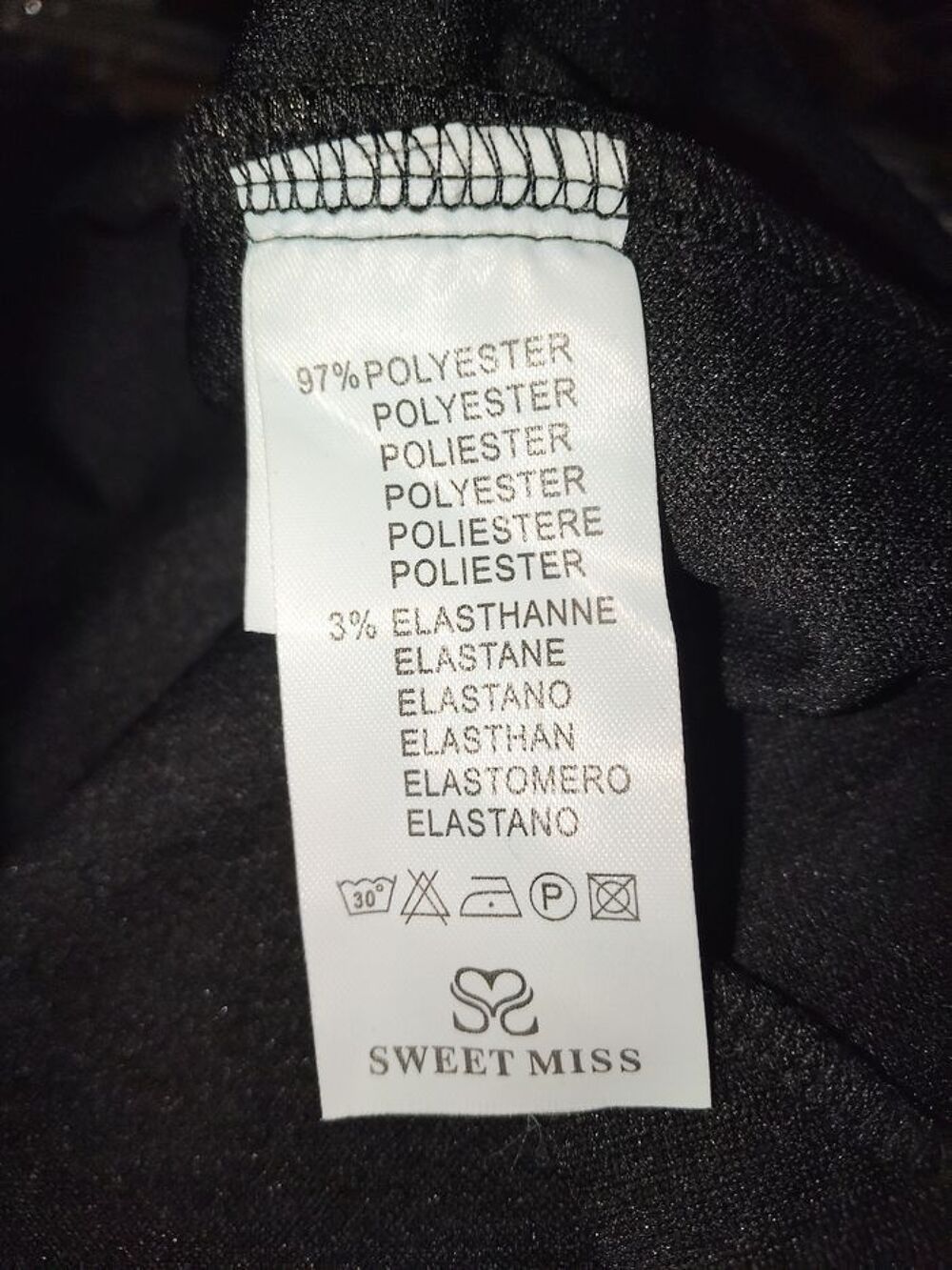 Robe neuve TAILLE 36 Vêtements