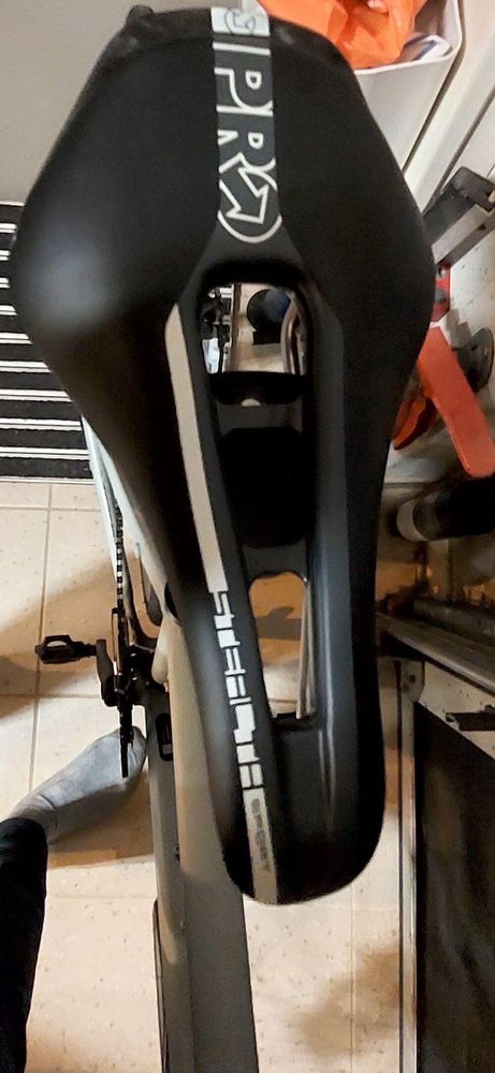 V&eacute;lo route V�los