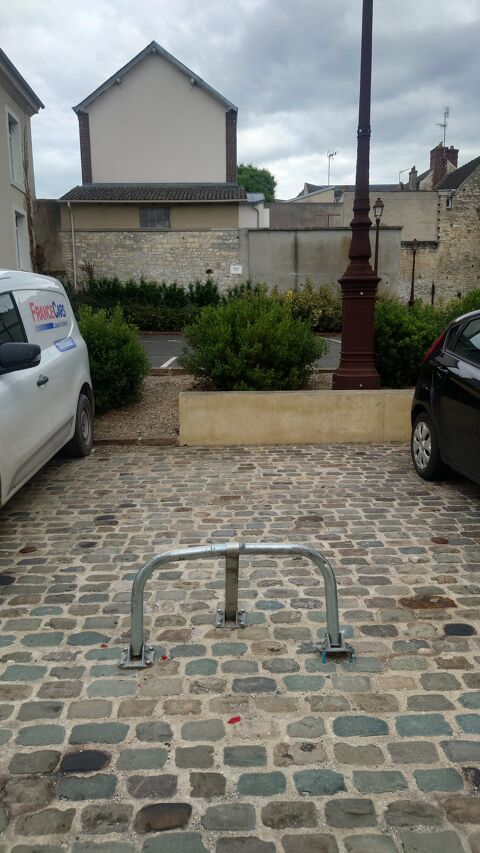  Parking / Garage  louer 12 m