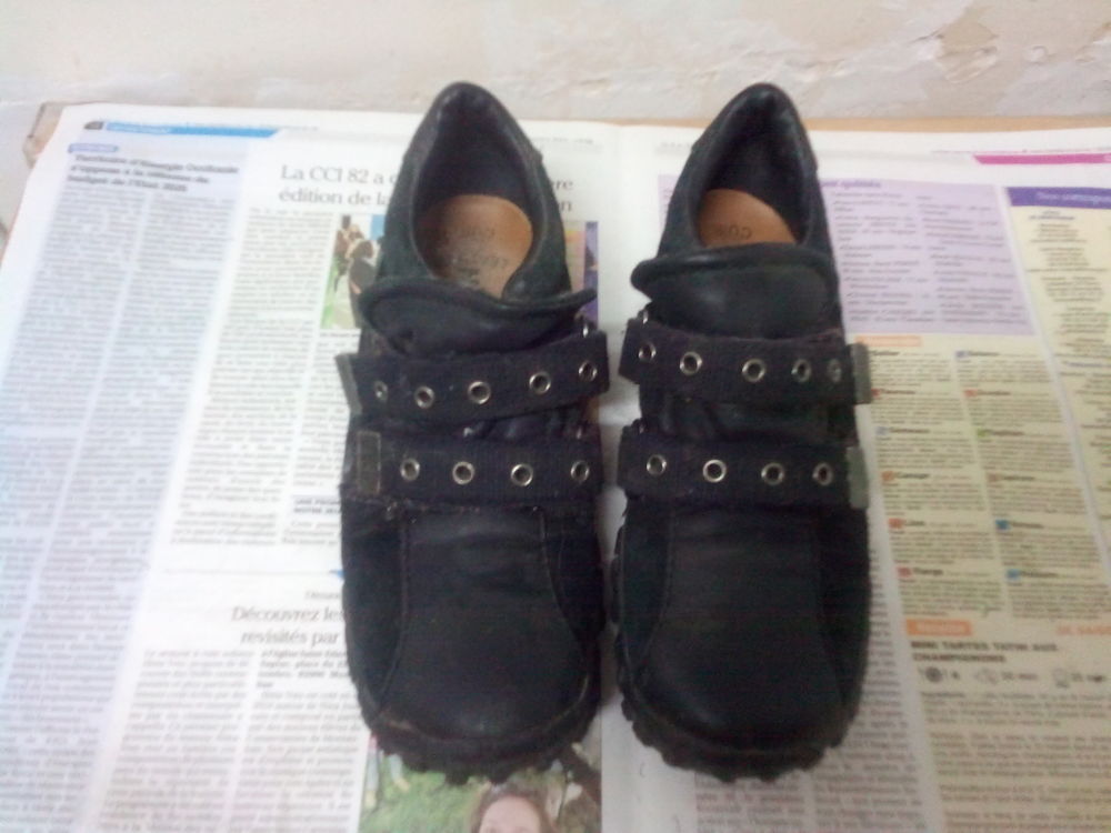 chaussures de randonn&eacute;e Chaussures