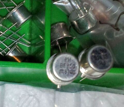 LOT DE 4 TRANSISTORS  50MHZ o.6W 10 Lampertheim (67)