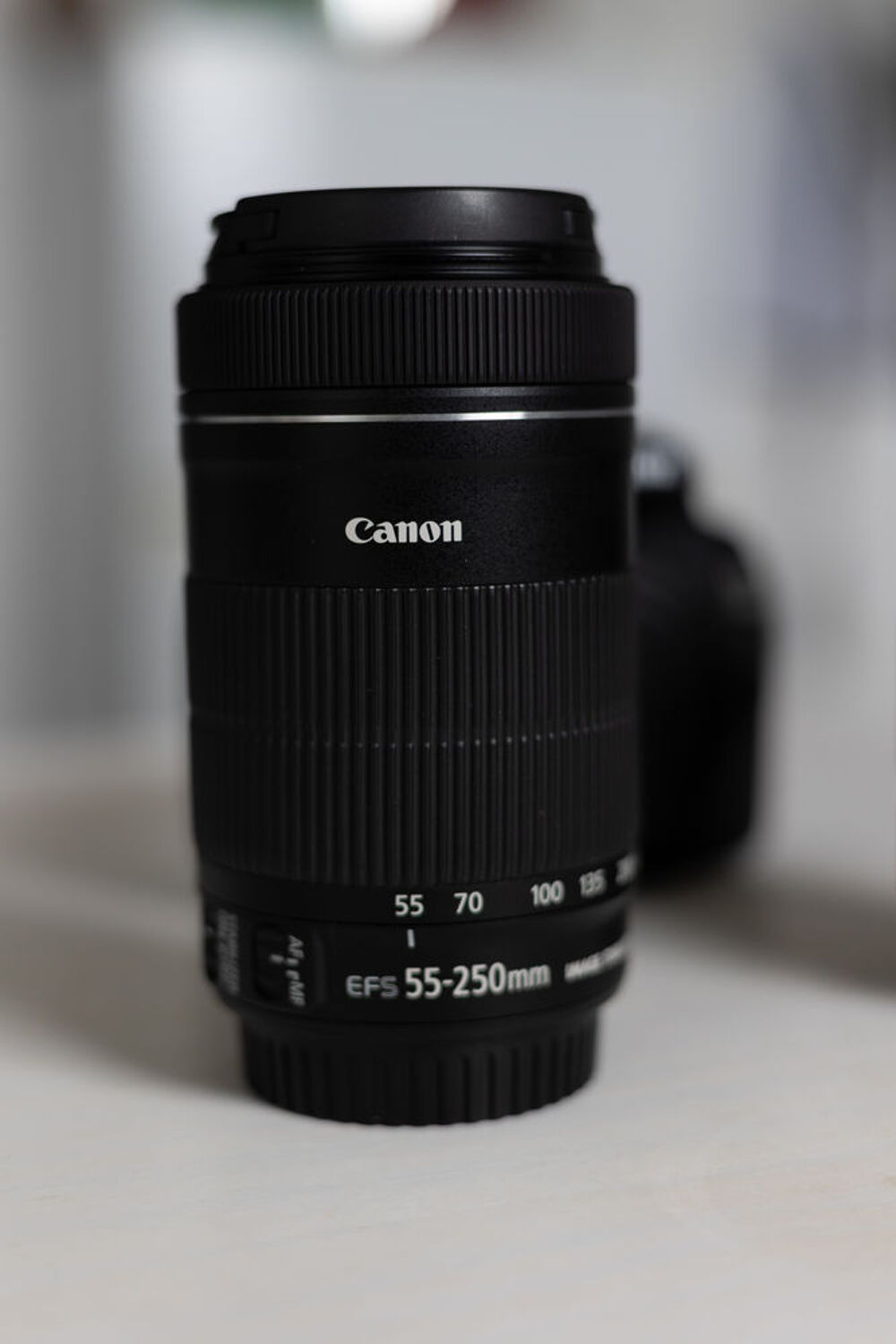 Boitier CANON 2000D avec 2 objectifs et accessoirs Photos/Video/TV