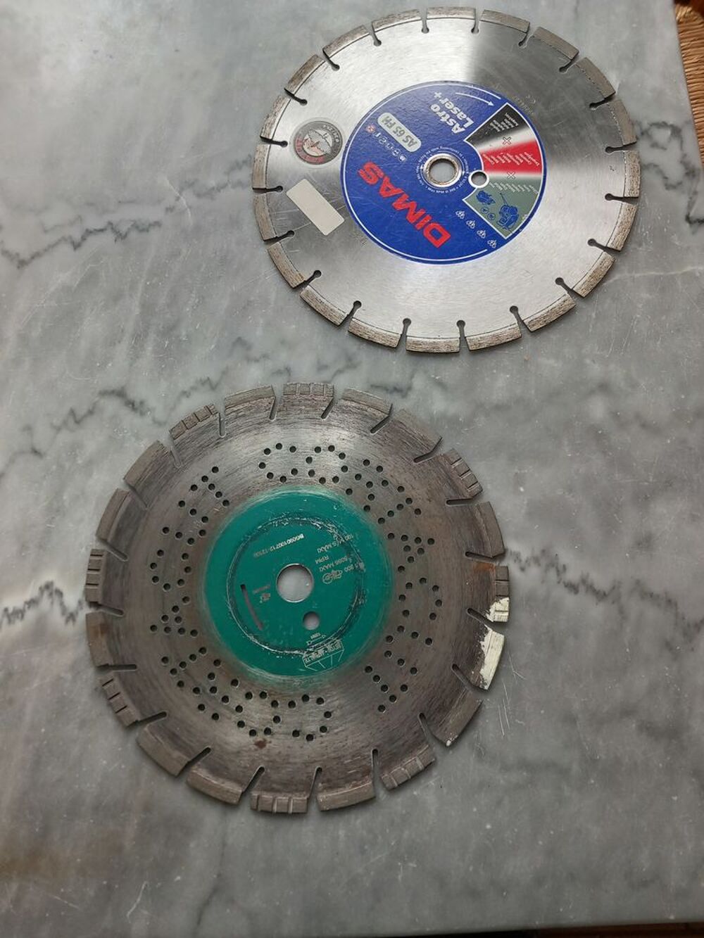 Lot 2 disques diamants pour sie sol ou disqueuse Bricolage