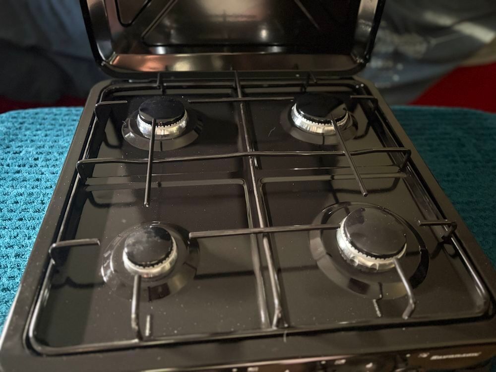 Plaque &agrave; gaz RAVANSON K-04TB - Neuve jamais utilis&eacute; Prix n&eacute;gociable Electroménager