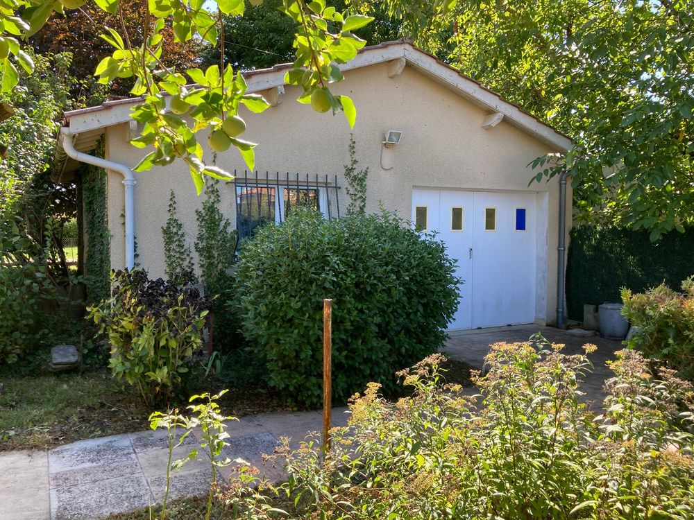 Vente Maison Maison 4 pièces - 130 m² + Garage 40 m² Bias