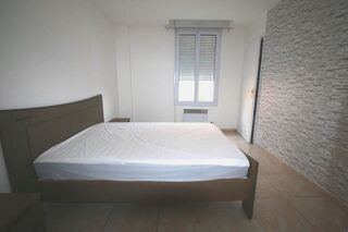  Appartement à louer 3 pièces 54 m² Troyes