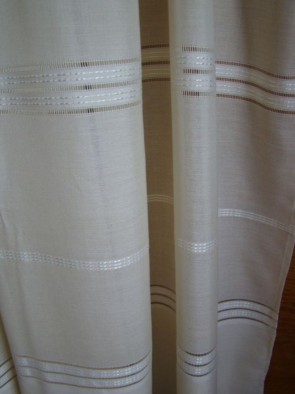 Rideau Voilage H. 3 m x L.3 m Broderie jour Venise NEUF
Décoration