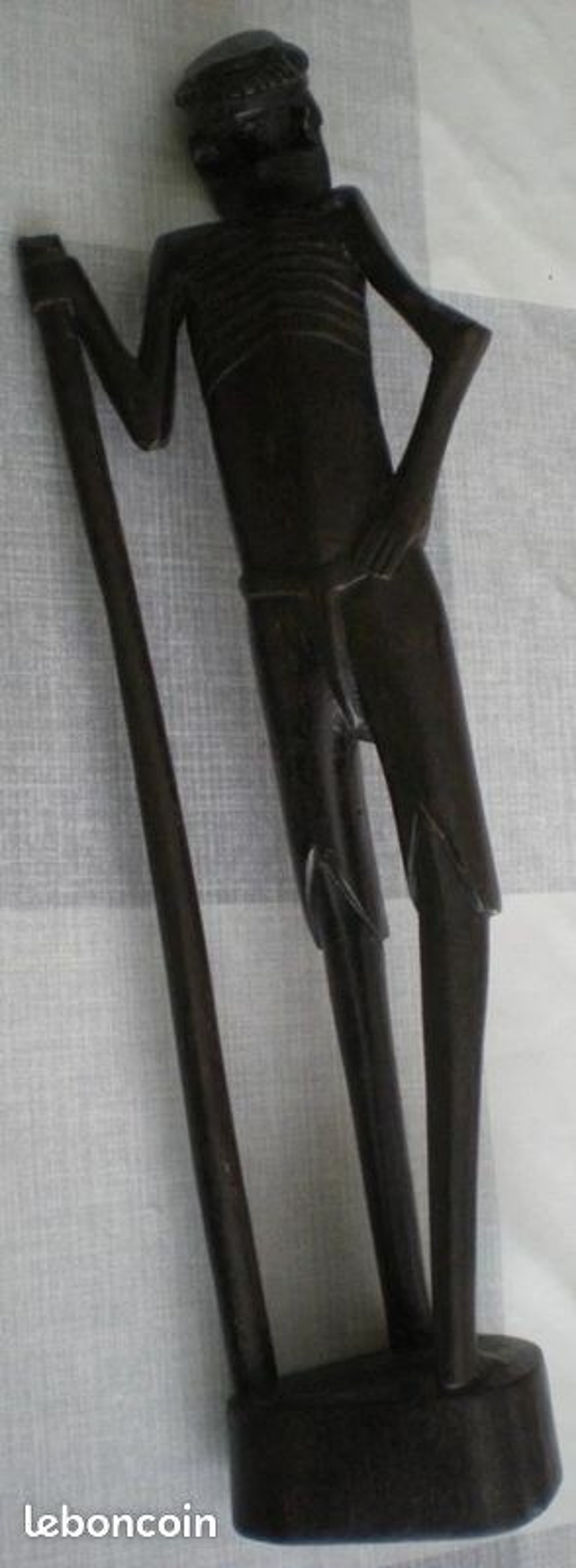 STATUETTE AFRICAINE EN BOIS D'EBENE - ART AFRICAIN 
