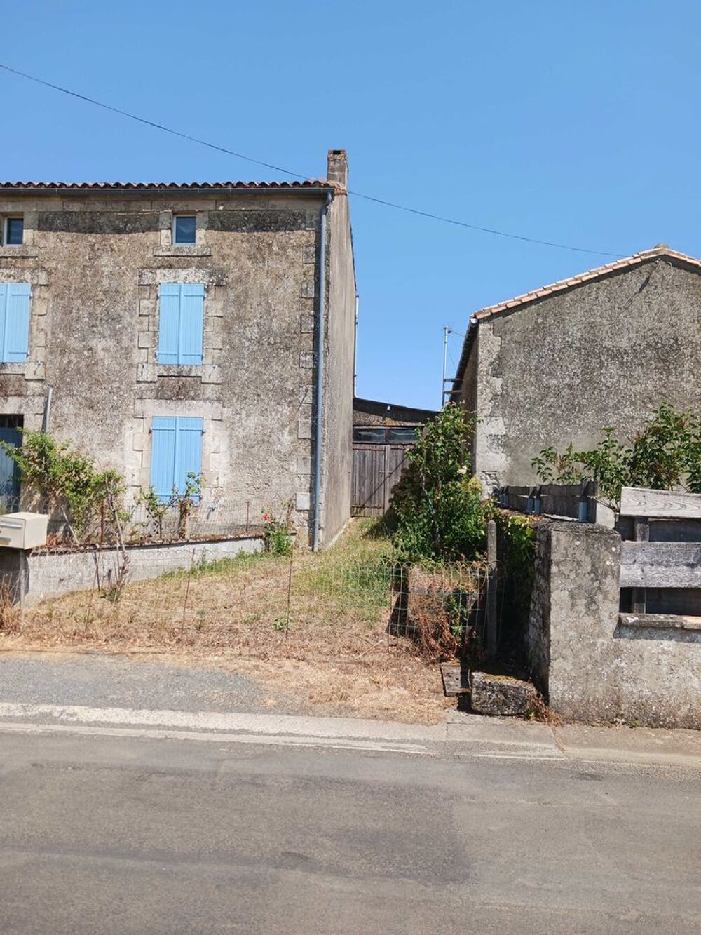 Vente Maison maison de caractère  à  rénover de 1900 Saint-pompain