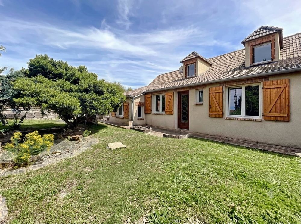 Vente Maison Maison familiale 138m² - 4 chambres - garage Saint-ouen-en-brie