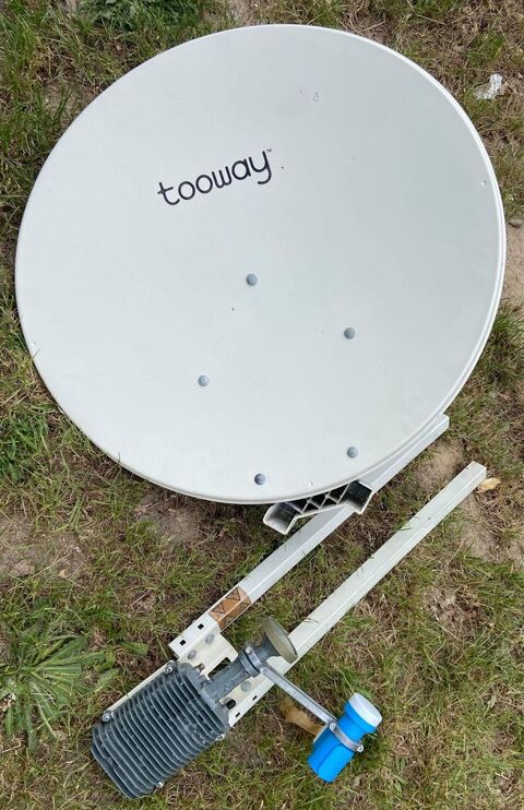 Parabole  tooway Etat propre 0 Cond-sur-Vesgre (78)