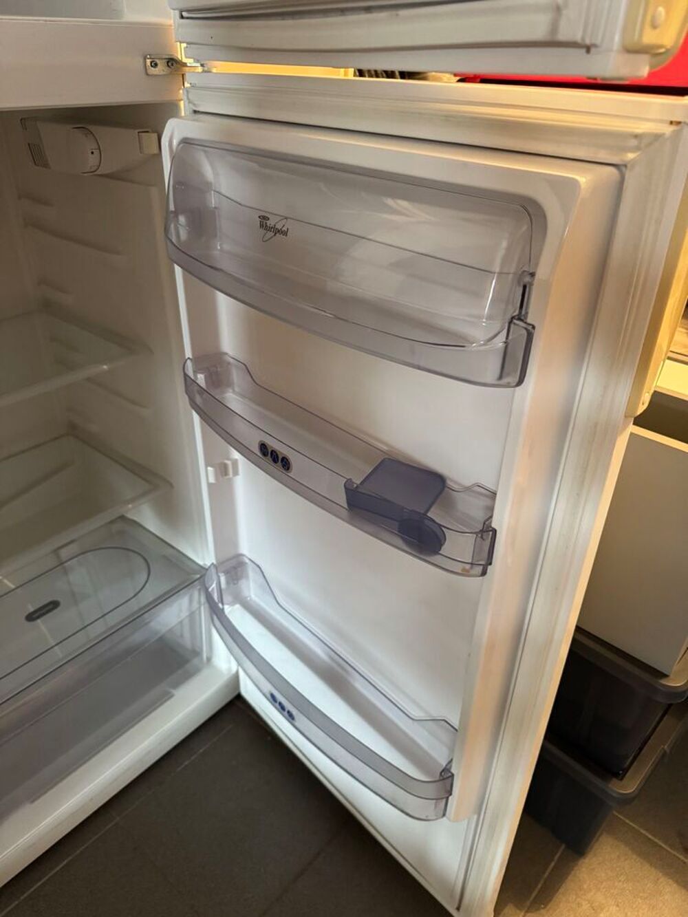 frigo avec cong&eacute;lateur Electroménager